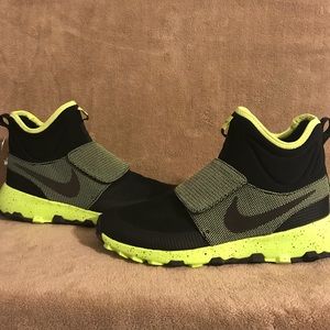 Nike Roshe Mid Winter Stamina (GS)